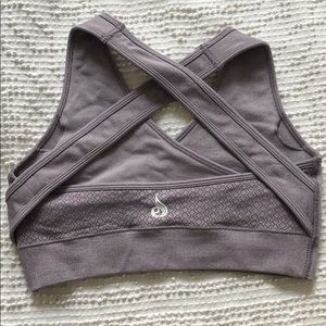 Geo Seamless Sports Bra